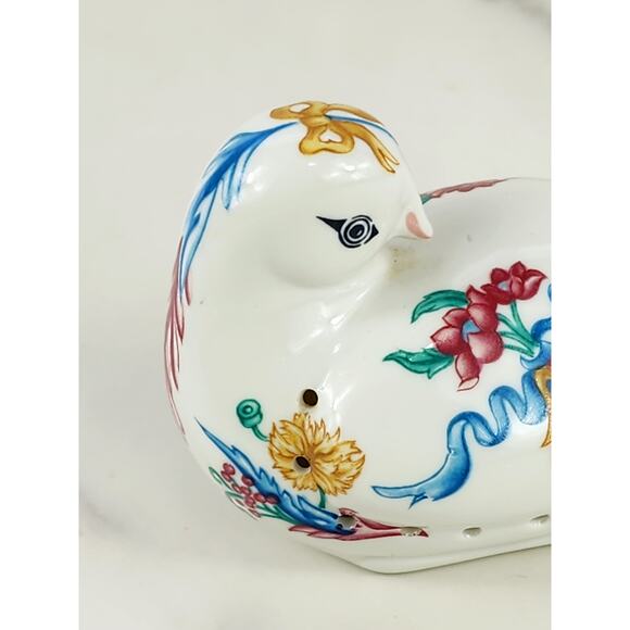 Elizabeth Arden Sachet Pomander Potpourri Holder Bird Shaped 4" Porcelain 90's - Picture 2 of 16